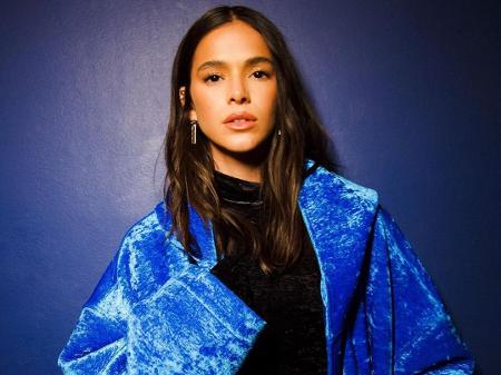 Bruna Marquezine revela quem foi o primeiro a saber sobre filme da DC