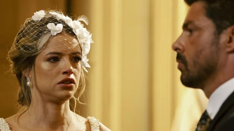 Graça (Agatha Moreira) e Caio (Cauã Reymond) em "Terra e Paixão" - Divulgação/Globo