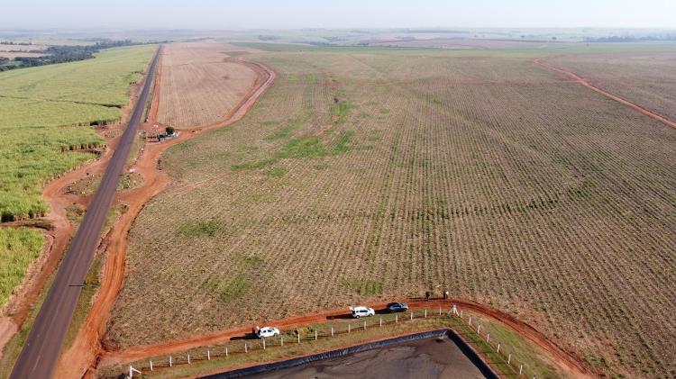 Terreno adquirido pela prefeitura para a construção do Aeroporto Internacional do Norte Paulista, em Olímpia Terreno adquirido pela prefeitura para a construção do Aeroporto Internacional do Norte Paulista, em Olímpia