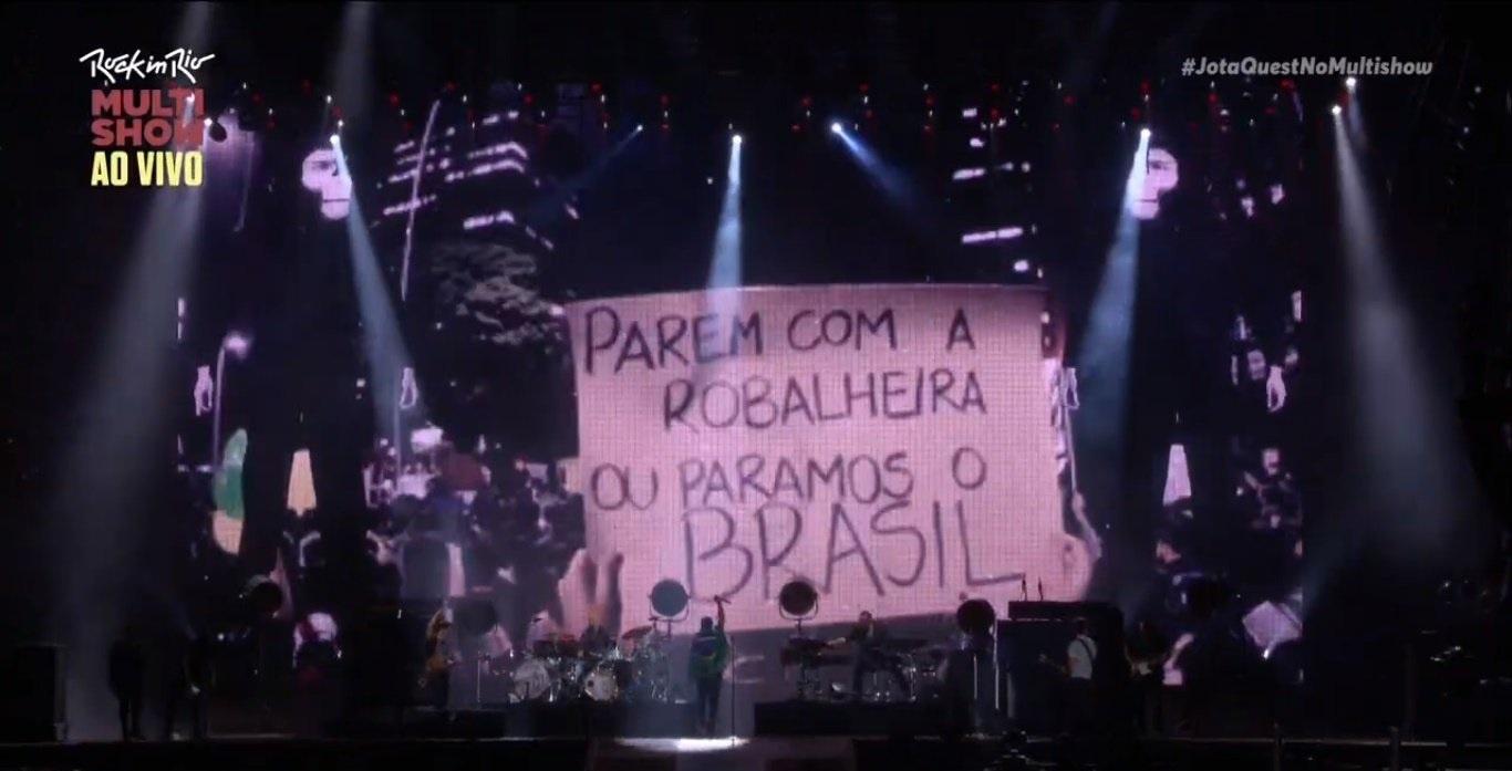 Jota Quest protesta contra corrupção no Palco Mundo do Rock in Rio 2017 - Reprodução/Multishow