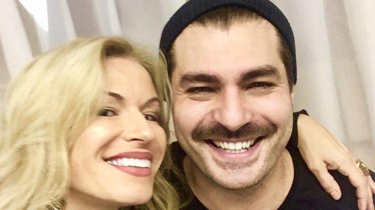 A escritora Leticia Wierzchowski e Thiago Lacerda - Divulgação - Divulgação