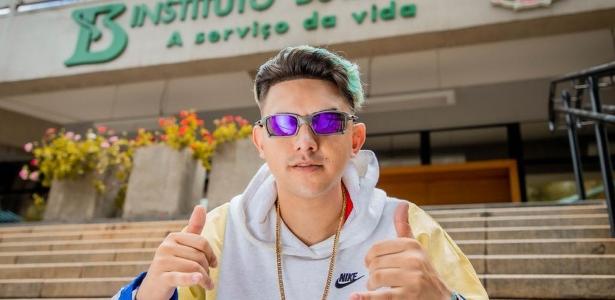 Pedro Antunes | MC Fioti faz puro suco de Brasil ao regravar 'Bum Bum Tam Tam' no Butantan