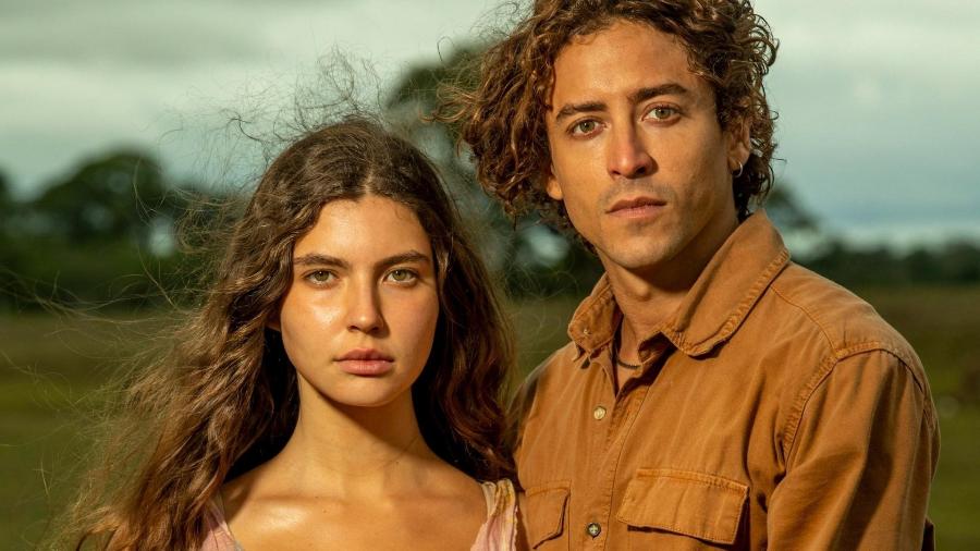 Alanis Guillen e Jesuita Barbosa no papel de Juma e Jove de "Pantanal" - Globo