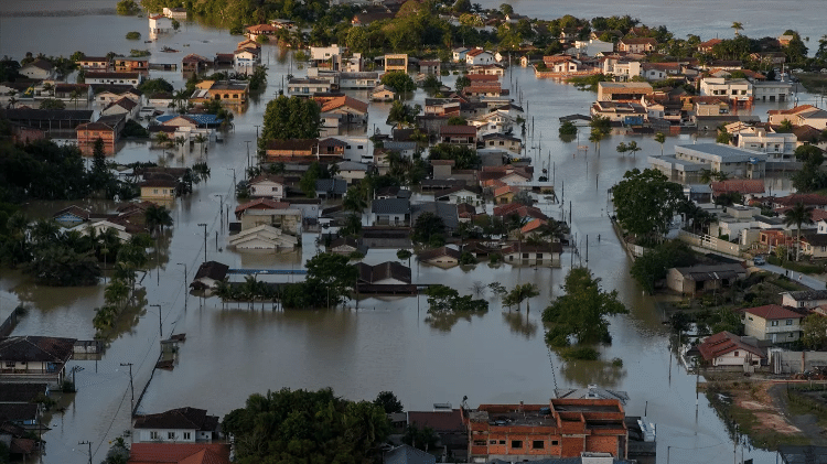 Enchente em Rio do Sul, no Vale do Itajai (SC)