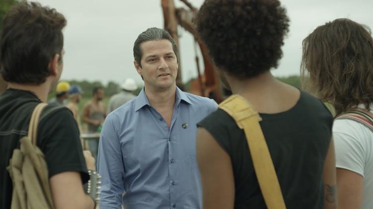 Marcelo Serrado como Roberto Medina em cena do filme "Se a Vida Começasse Agora" - Divulgação - Divulgação