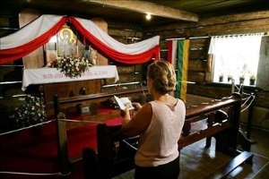 Memorial Polonês, no Bosque do Papa - Orlando Kissner/SMCS-Arquivo - Orlando Kissner/SMCS-Arquivo