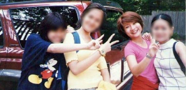 Shandra conheceu mais mulheres traficadas; elas foram forçadas a posar para esta foto - Reprodução/BBC - Reprodução/BBC