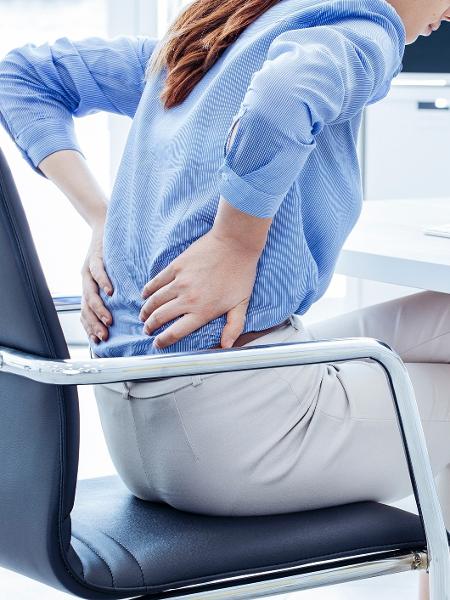 Dor nas costas leva a incapacitação e aumenta riscos de morte - iStock