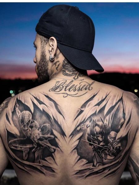 Neymar exibe novas tatuagens nas costas - Reprodução/Instagram