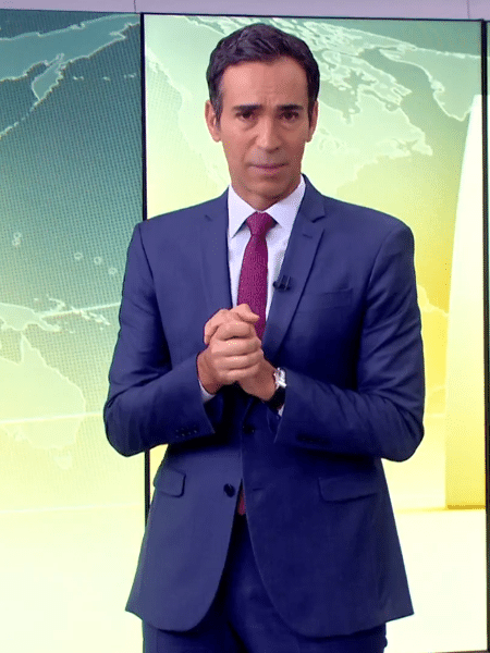 Cesar Tralli foi o responsável por dar a notícia após logo do "Jornal Hoje" - Reprodução/TV Globo