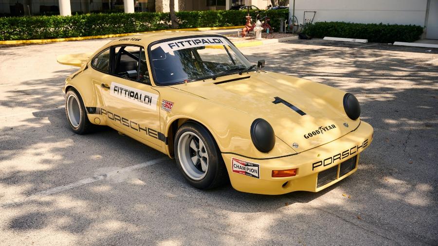 Porsche 911 Carrera 3.0 RSR 1974 de Fittipaldi e Escobar - Divulgação