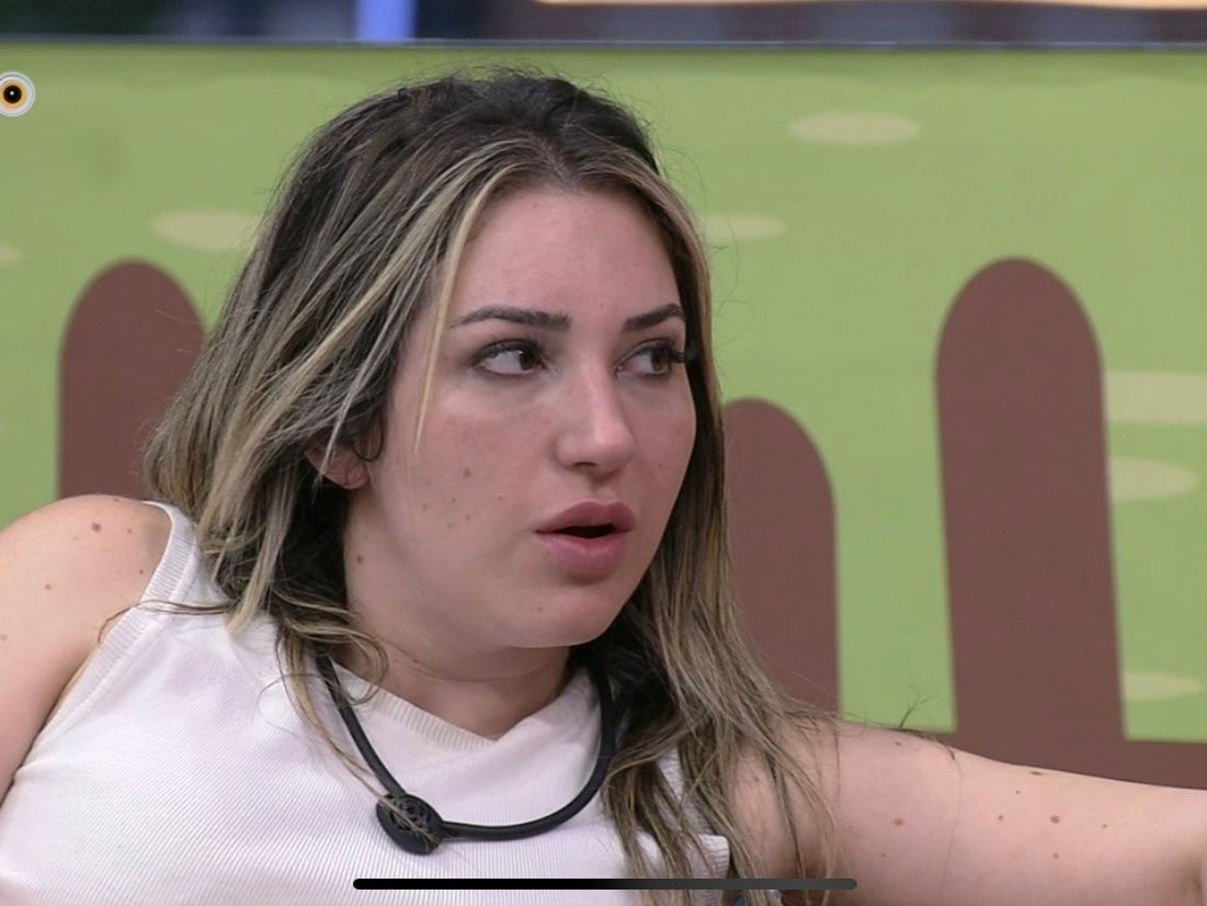  Amanda força a barra e é a maior biscoiteira do BBB 23