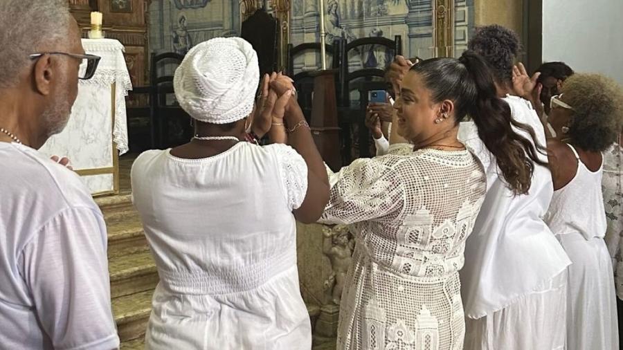 Preta Gil em missa na Igreja do Rosário dos Pretos, em Salvador (BA)