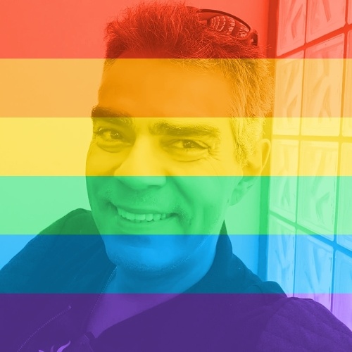26.jun.2015 - Nizo Neto dá mais cor à foto de seu perfil pessoal do Facebook em comemoração à legalização do casamento gay nos Estados Unidos