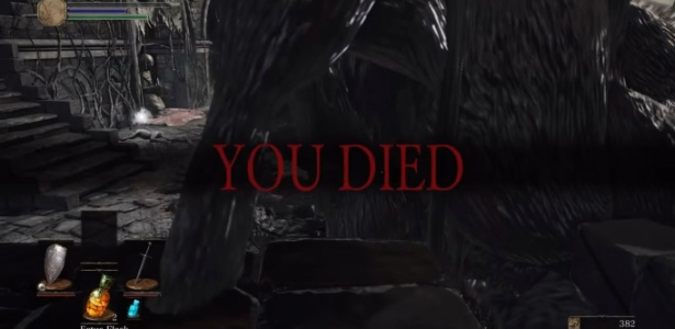 Acostume-se com a tela acima: morrer em jogos da série "Dark Souls" é algo bastante corriqueiro. Segredo para avançar no game é aprender com o fracasso - Divulgação