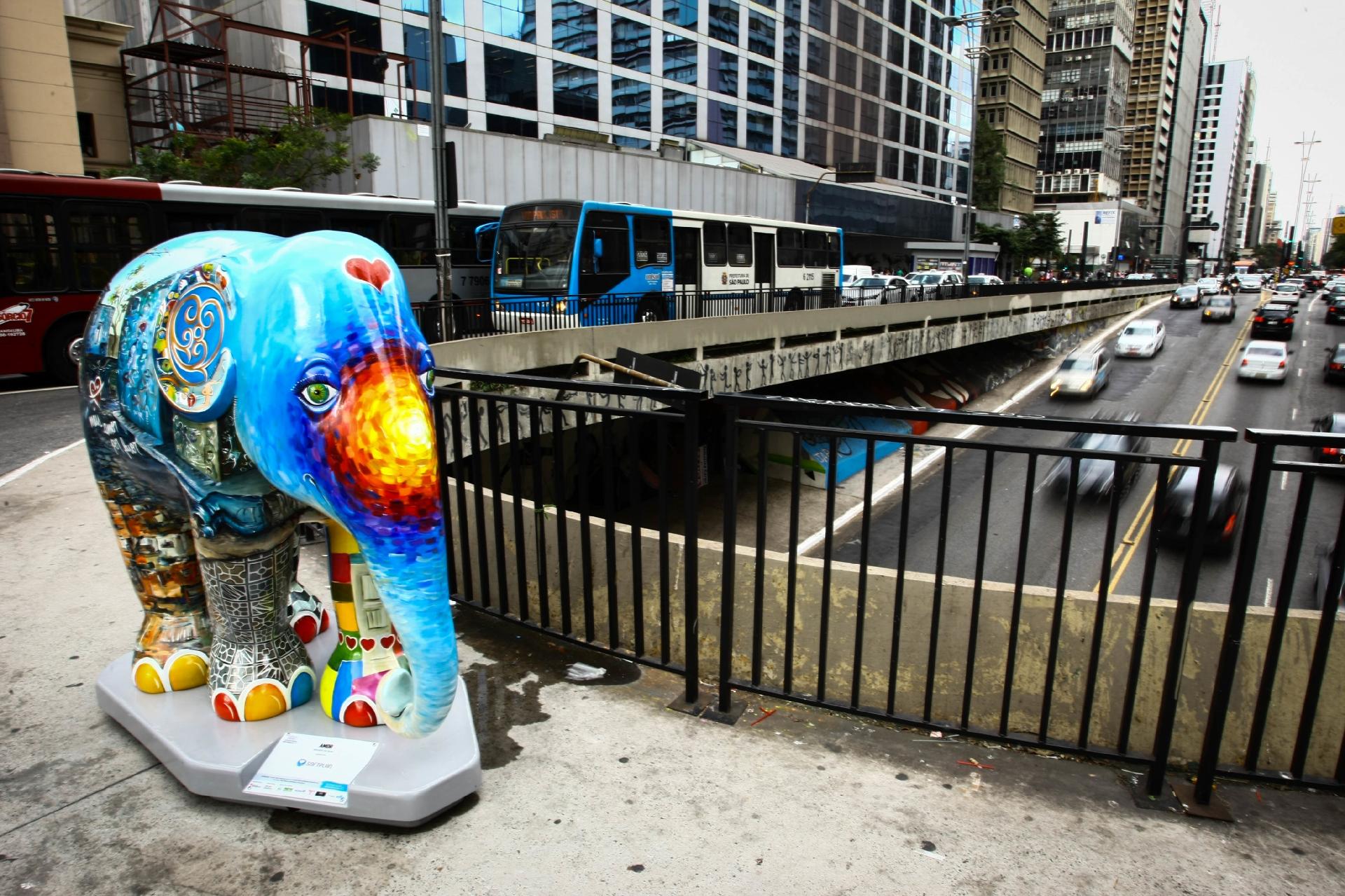 Obra da Elephant Parade, que chegou a São Paulo nesta terça (1°) - Aloisio Mauricio/Fotoarena/Estadão Conteúdo