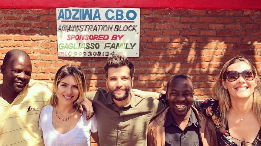 Bruno Gagliasso e Giovanna posam no Malaui - Reprodução/Instagram/brunogagliasso