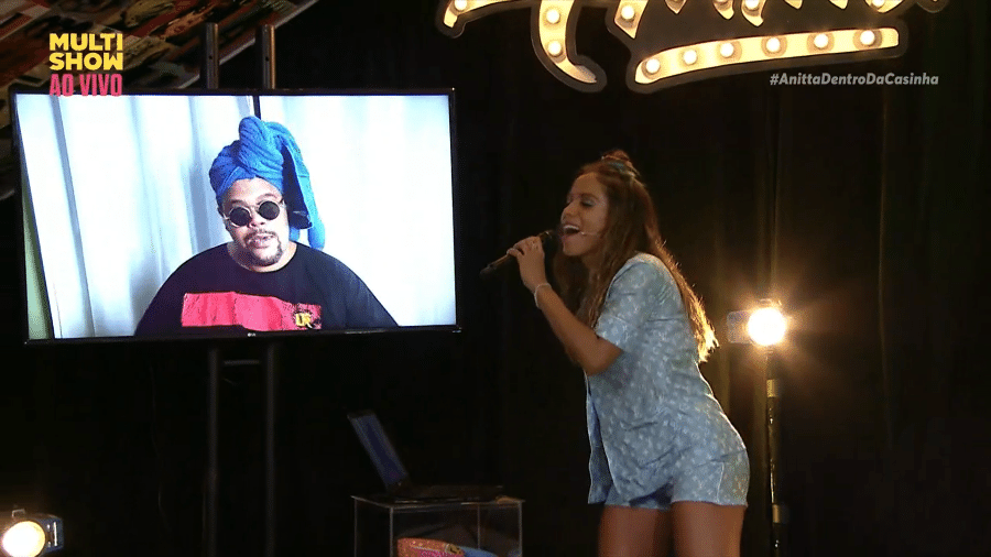 Anitta canta com Babu Santana em programa do Multishow - reprodução/Multishow