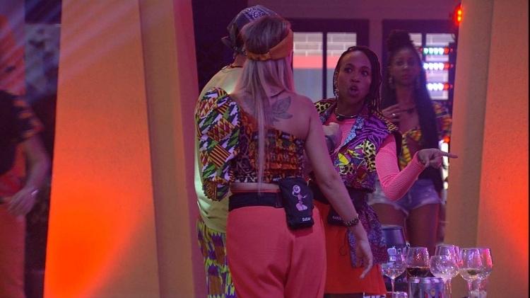 Karol Conká 'manda a real' pra Lucas Penteado - Reprodução/Globoplay - Reprodução/Globoplay