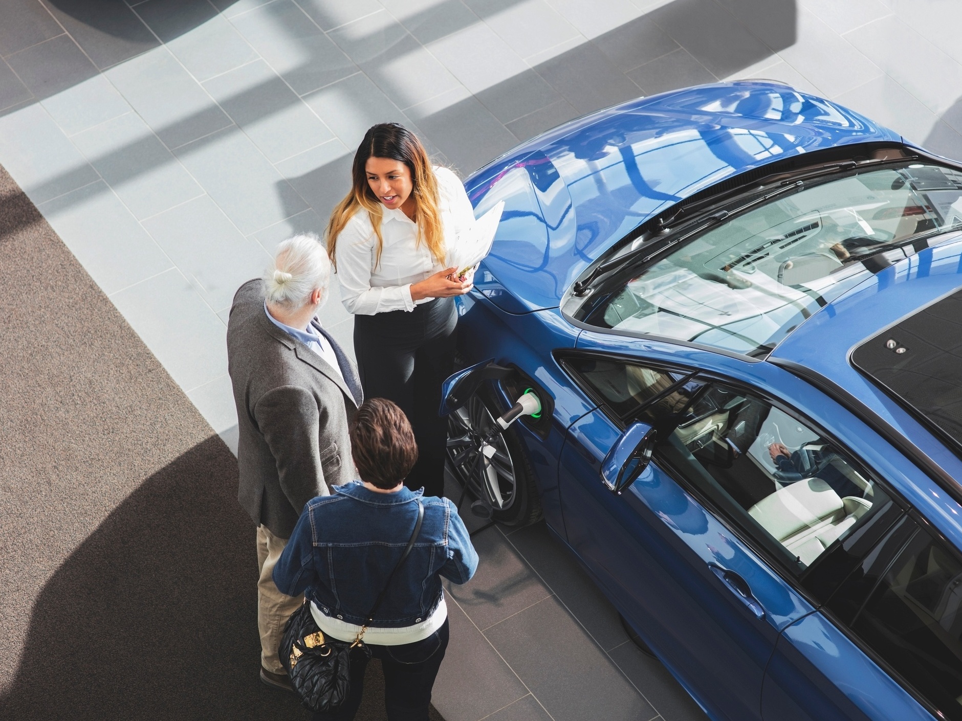 Carro popular: com a inflação, quanto custaria um Corsa dos anos