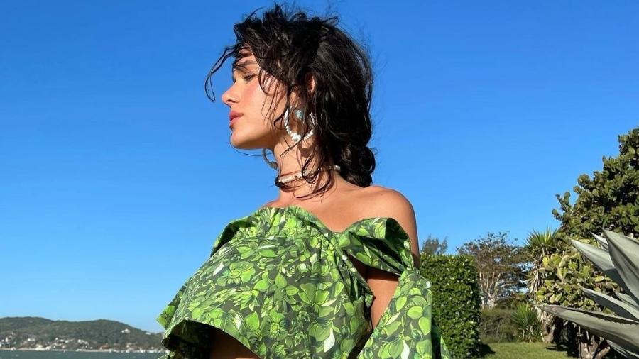 Bruna Marquezine posa para campanha de moda na praia - Divulgação/Colcci