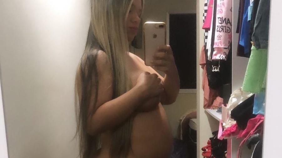 Mulher Filé posa nua para mostrar barrigão da primeira gravidez - Reprodução/Instagram
