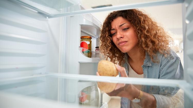Batata vai na geladeira? Não!