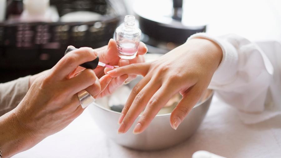 Segundo o IBGE, o preço da manicure e pedicure aumentou 3,85% - Jim Craigmyle/Getty Images