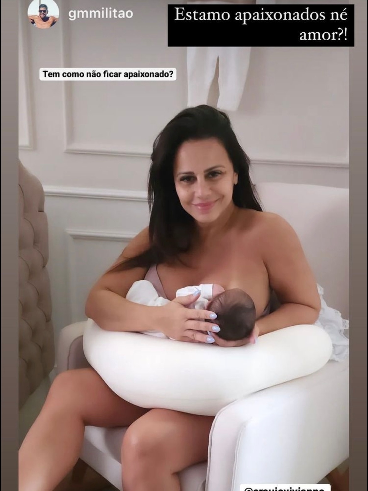 Viviane Araújo compartilha clique amamentando o filho: ?Apaixonados?