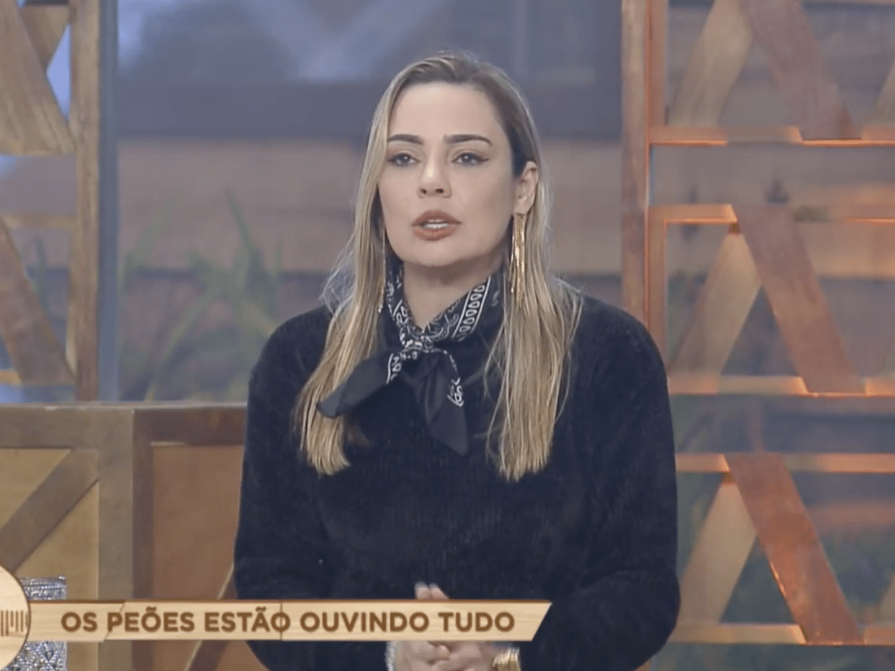 Raquel voltará ao vivo para A Fazenda #raquel #raquelsherazade #afazen