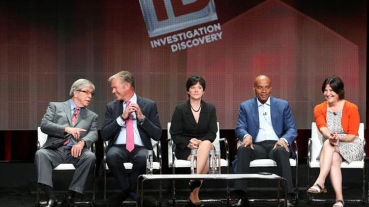 Kenda (esq.) faz parte de um painel de especialistas de um programa de TV - Getty Images/Reprodução - Getty Images/Reprodução