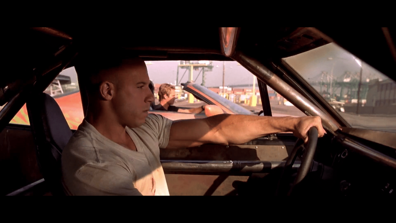 Cena do filme "Velozes e Furiosos" (2001), de Rob Cohen - Reprodução