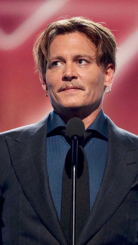 Johnny Depp estrela "O Homem Invisível" - Christopher Polk/Getty Images for People"s Choice Awards
