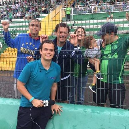 Fernando Rocha acompanha o trabalho do filho, Pedro Rocha, em transmissão do Sportv - Reprodução/Instagram/fernandorocha11 - Reprodução/Instagram/fernandorocha11