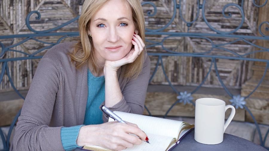 J. K. Rowling - Debra Hurford Brown/ J.K. Rowling