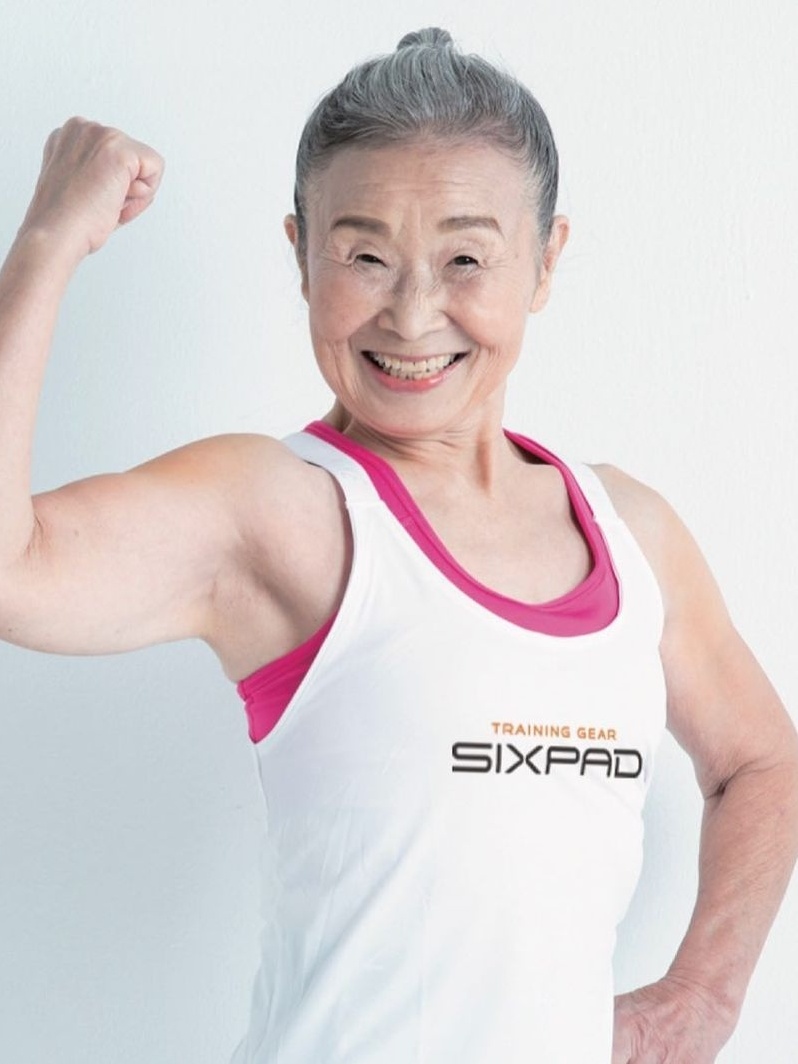 Aos 90 anos, ela é a professora de ginástica mais velha do Japão - 16/04/2021 foto
