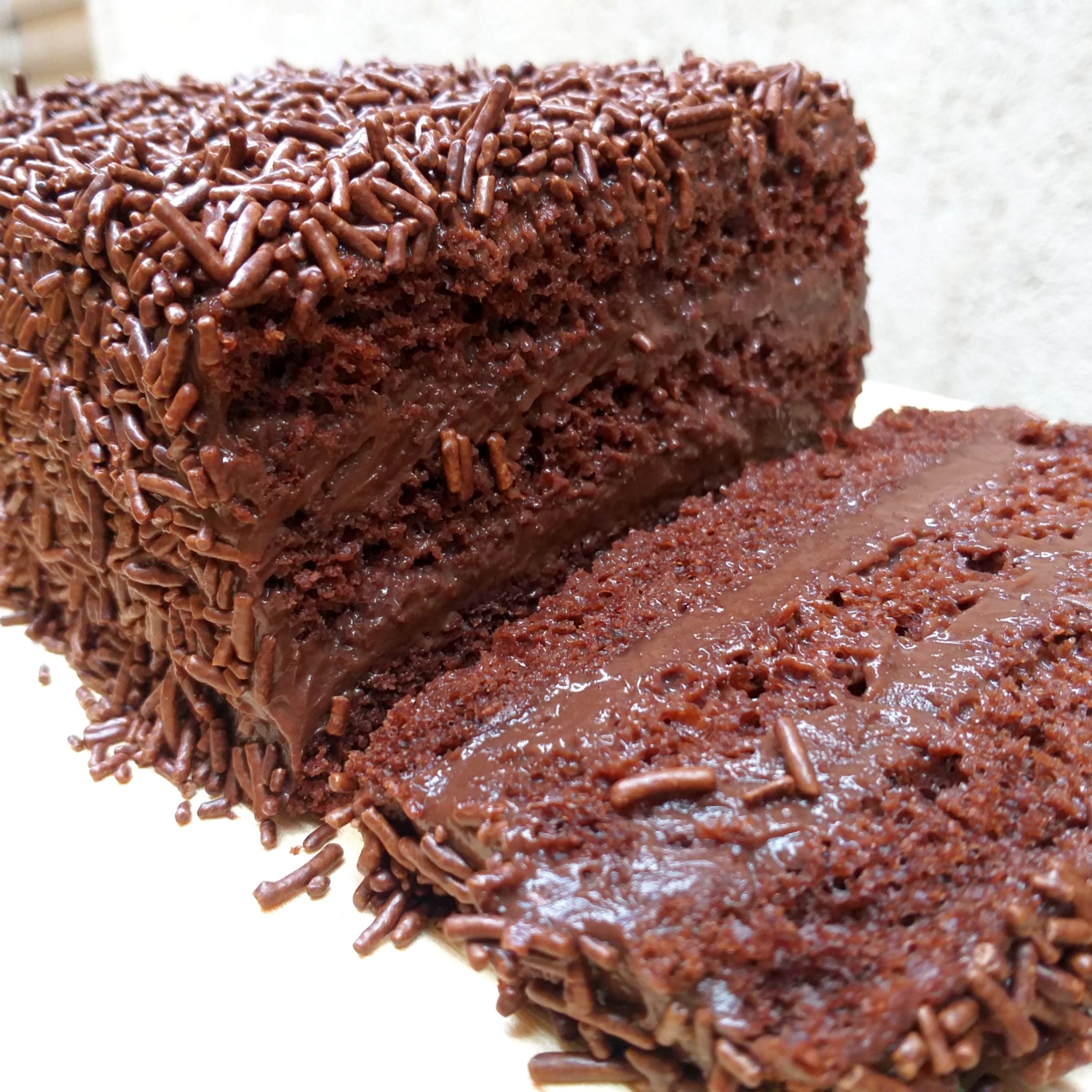 Receita de Bolo de Chocolate Fofinho na Batedeira: Como fazer?