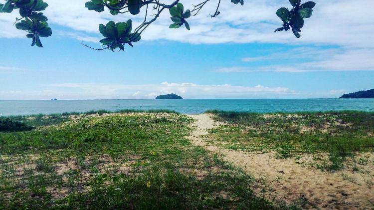 Praia em Balneário Piçarras (SC) também já foi alargada