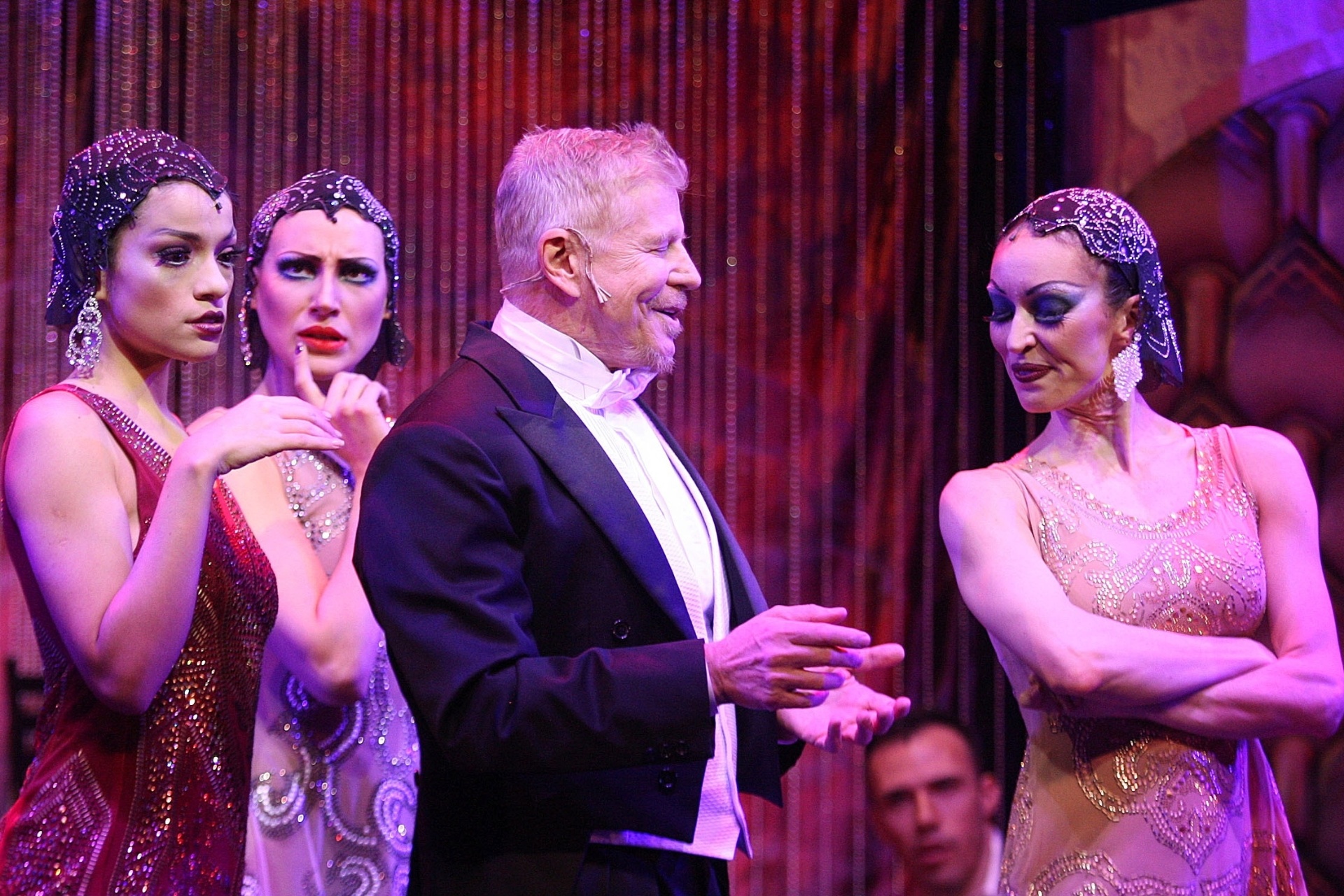 Cena do musical "Antes Tarde do que Nunca", com Miguel Falabella e Simone Gutierrez - Reinaldo Canato/UOL