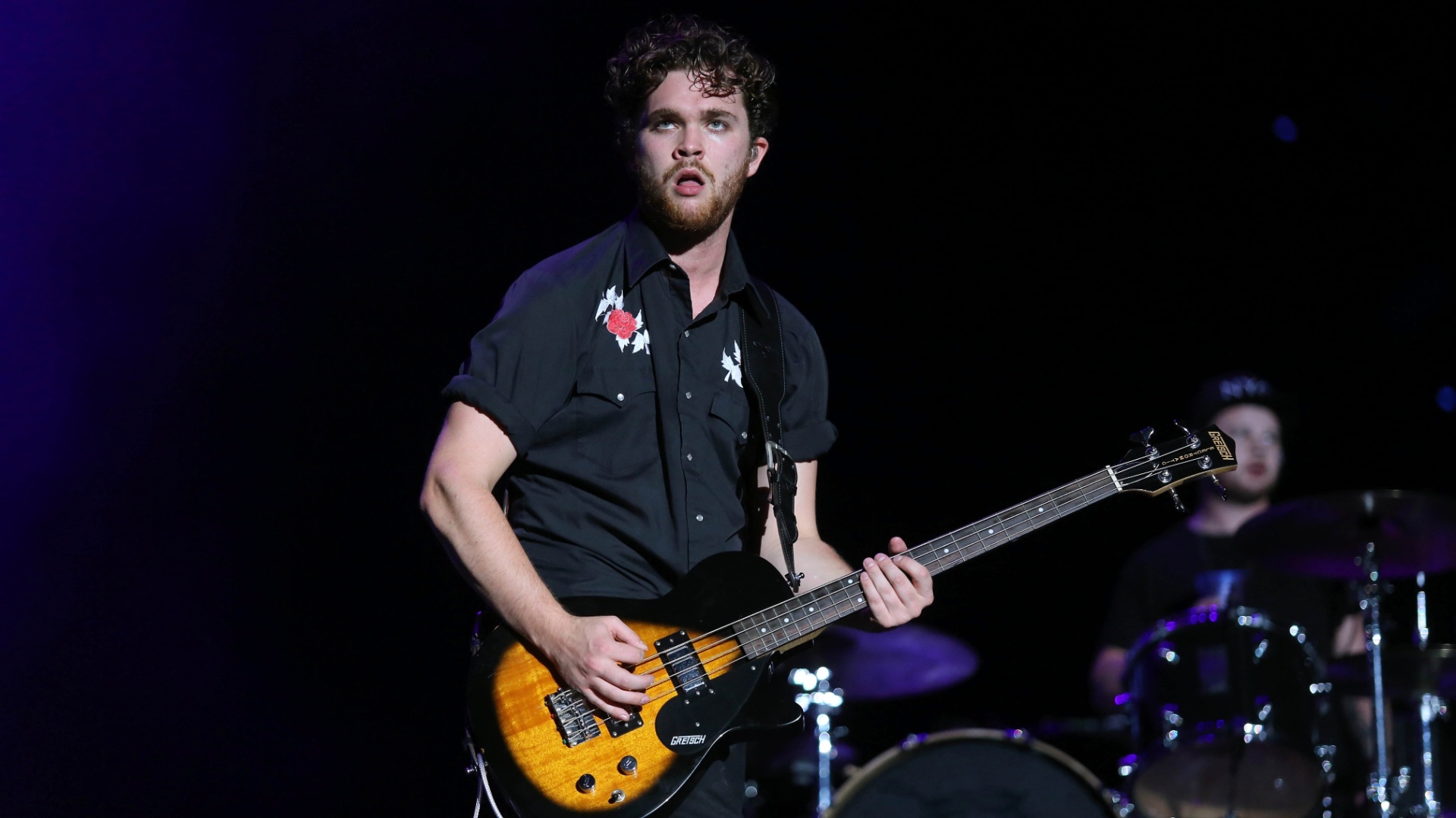 19.set.2015 - O dueto britânico Royal Blood, formado por Mike Kerr e Ben Thatcher, se apresenta na segunda noite do Rock in Rio - Fernando Maia/UOL