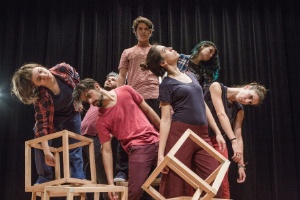 Cena do espetáculo "Ramp!", adaptação de "A Megera Domada", de Shakespeare - Divulgação