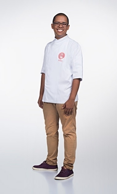 Professor universitário, João Lima, 30 anos, foi criado praticamente pela avó e cresceu entre Recife e São Paulo. Acumula experiência em vários restaurantes, já foi chef de confeitaria na Pousada do Zé Maria, em Fernando de Noronha, e no Due, da Bel Coelho, em São Paulo - Divulgação /Band