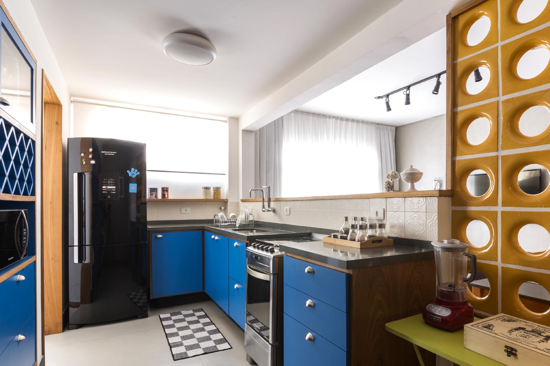 Armários coloridos - Leo Giantomasi/Divulgação