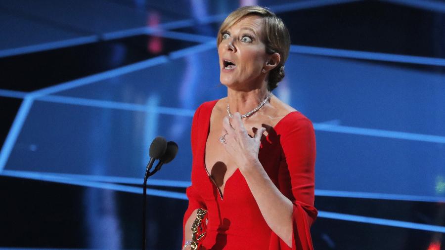 Allison Janney recebe o Oscar de melhor atriz coadjuvante por "Eu, Tonya" - REUTERS/Lucas Jackson