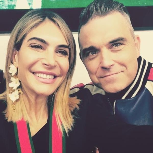 Robbie Williams e Ayda Field, mulher do músico, participaram de um podcast no qual fizeram revelações