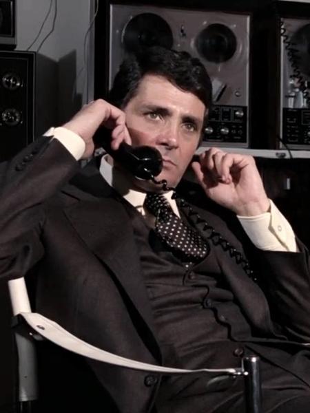 O ator David Hedison em Com 007 Viva e Deixe Morrer (1975) - Divulgação/IMDb
