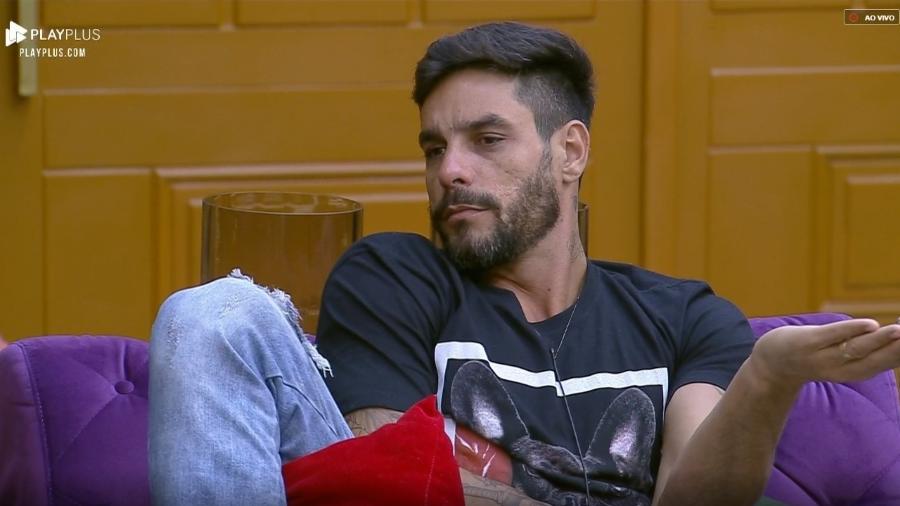 Diego fala sobre Lucas e Hariany - Reprodução/PlayPlus