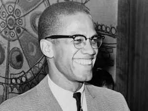 98 anos de Malcolm X: Ativista pregava autodefesa de negros contra brancos