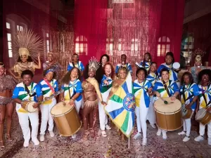 TPM: primeira escola de samba feminina leva donas de casa para avenida