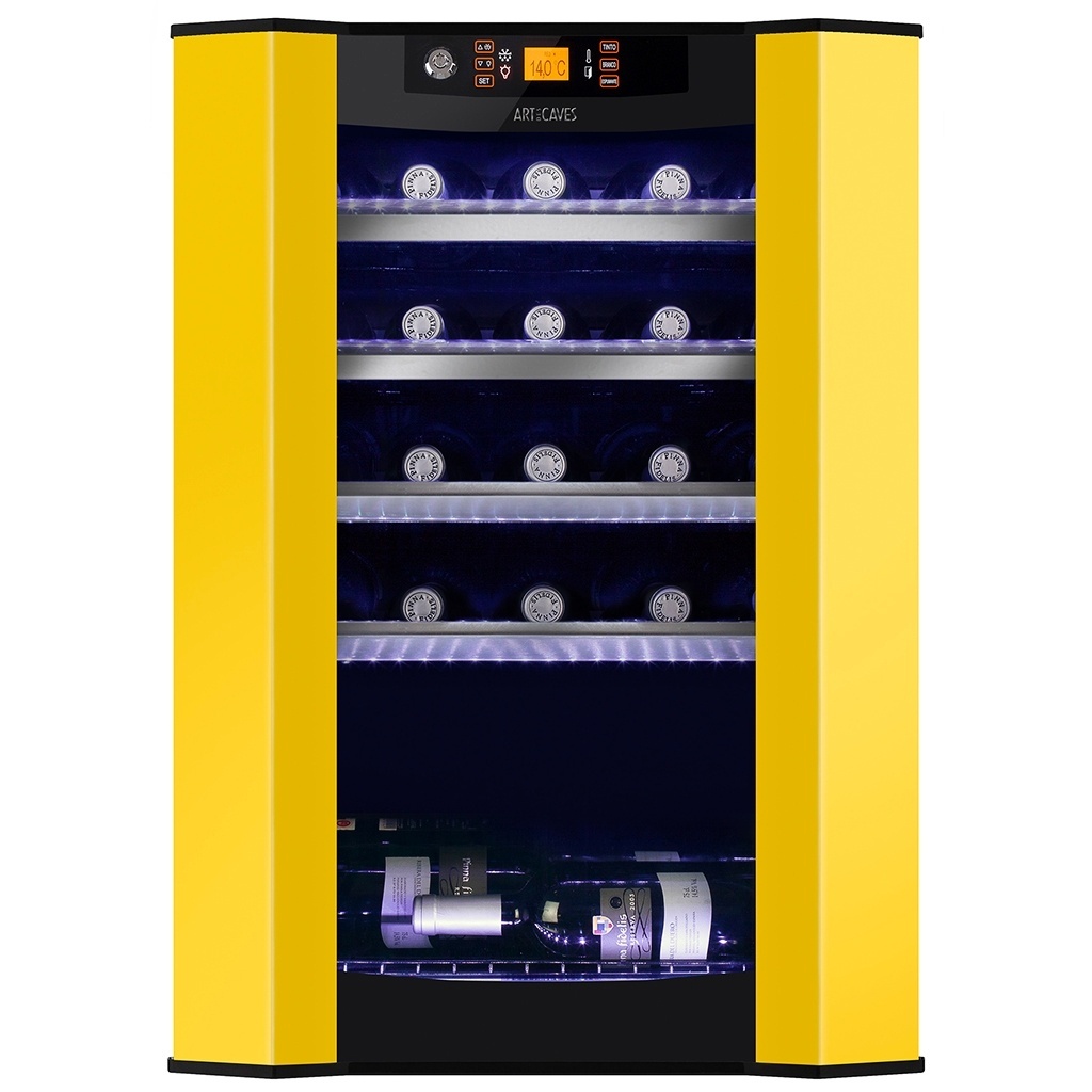 Disponível em diferentes cores e com capacidade para armazenar 38 garrafas, a adega Sophistiqué possui quatro gavetas com frente cromada e uma grade fixa. O equipamento funciona com compressor ecofriendly e conta com termostato eletrônico programável com termômetro digital. Medidas: 74 cm (altura) x 52 cm (largura) x 58 cm (profundidade). À venda por R$ 6.770 na Maison des Caves (www.maisondescaves.com.br) - Divulgação